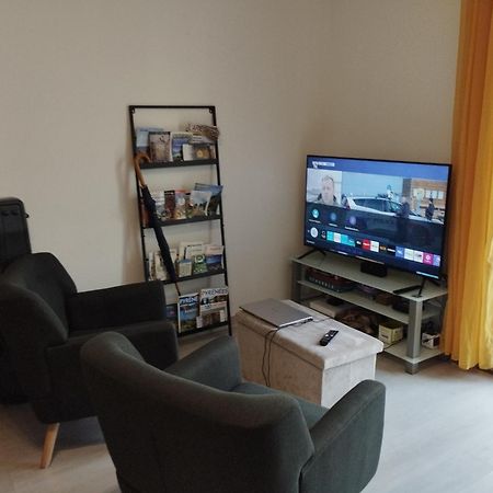 Le Petit Nid Apartamento Montgaillard  Exterior foto