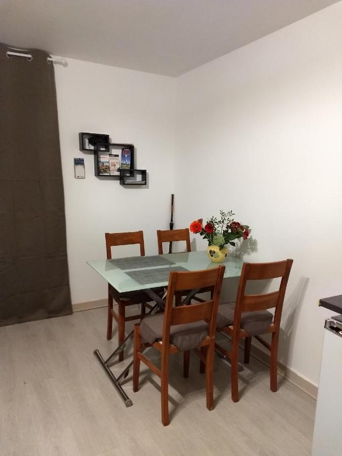 Le Petit Nid Apartamento Montgaillard  Exterior foto