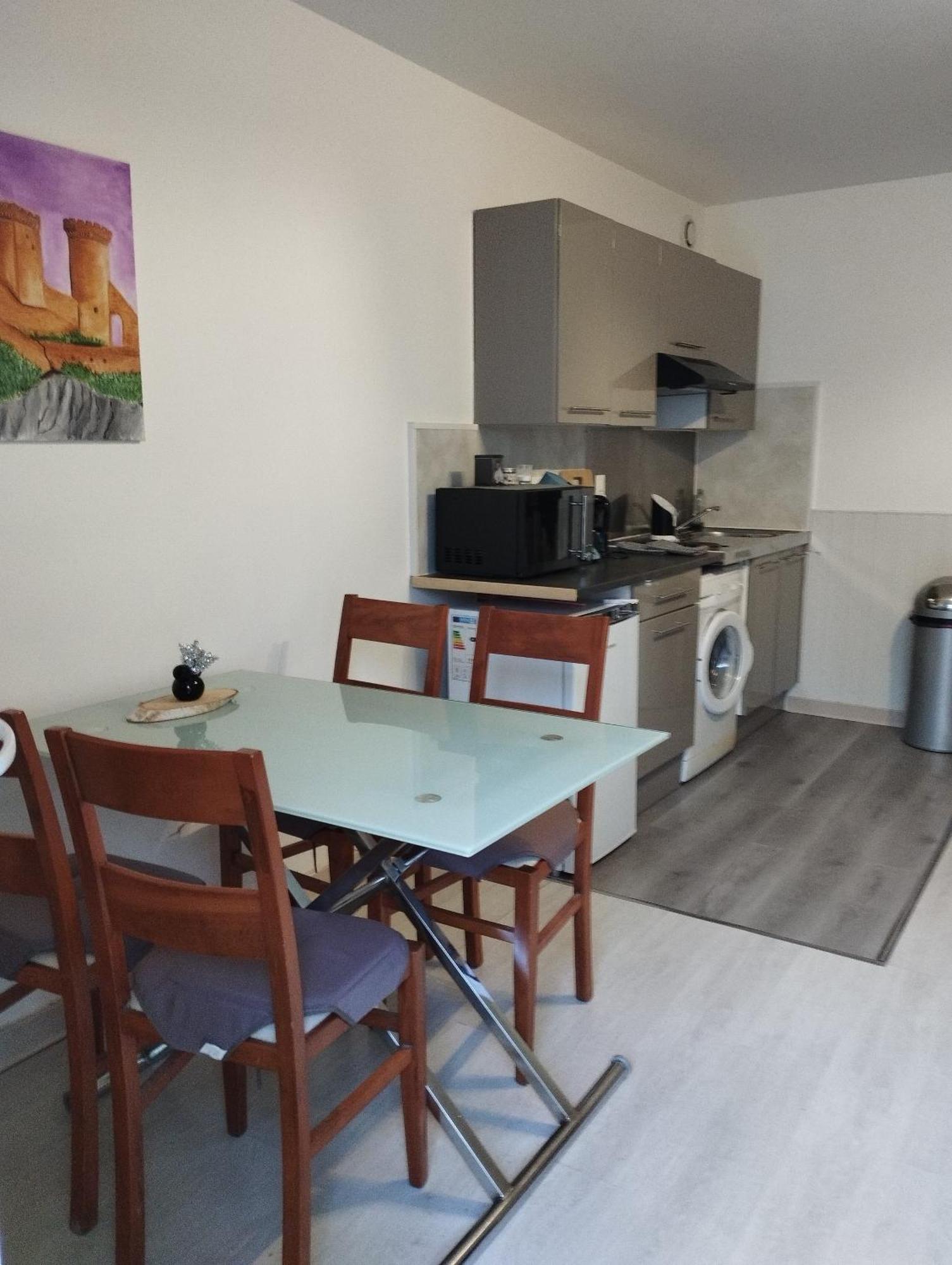 Le Petit Nid Apartamento Montgaillard  Exterior foto
