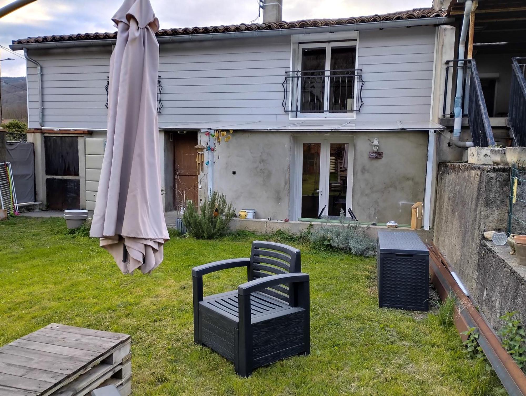 Le Petit Nid Apartamento Montgaillard  Exterior foto